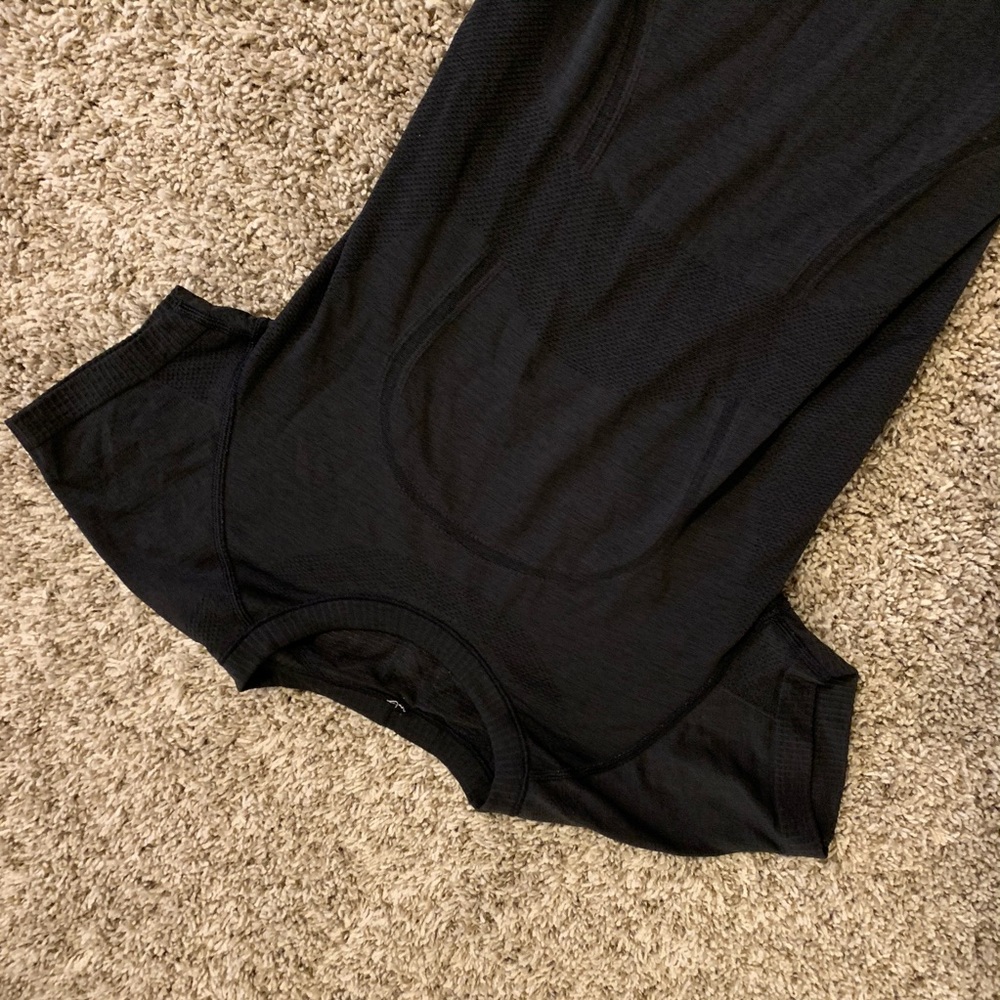 Swiftly Tech Short Sleeve